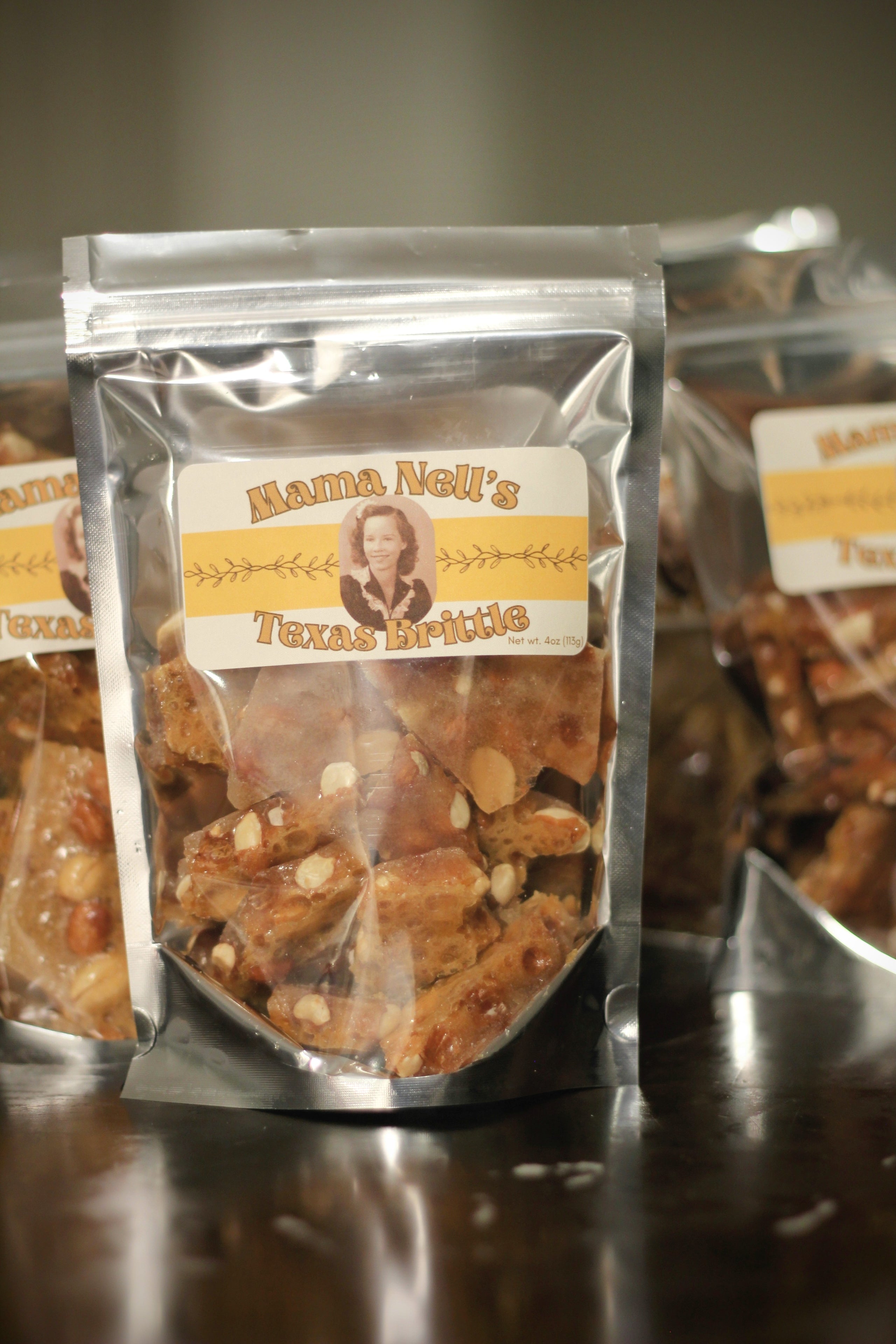 Peanut Brittle (8 oz)