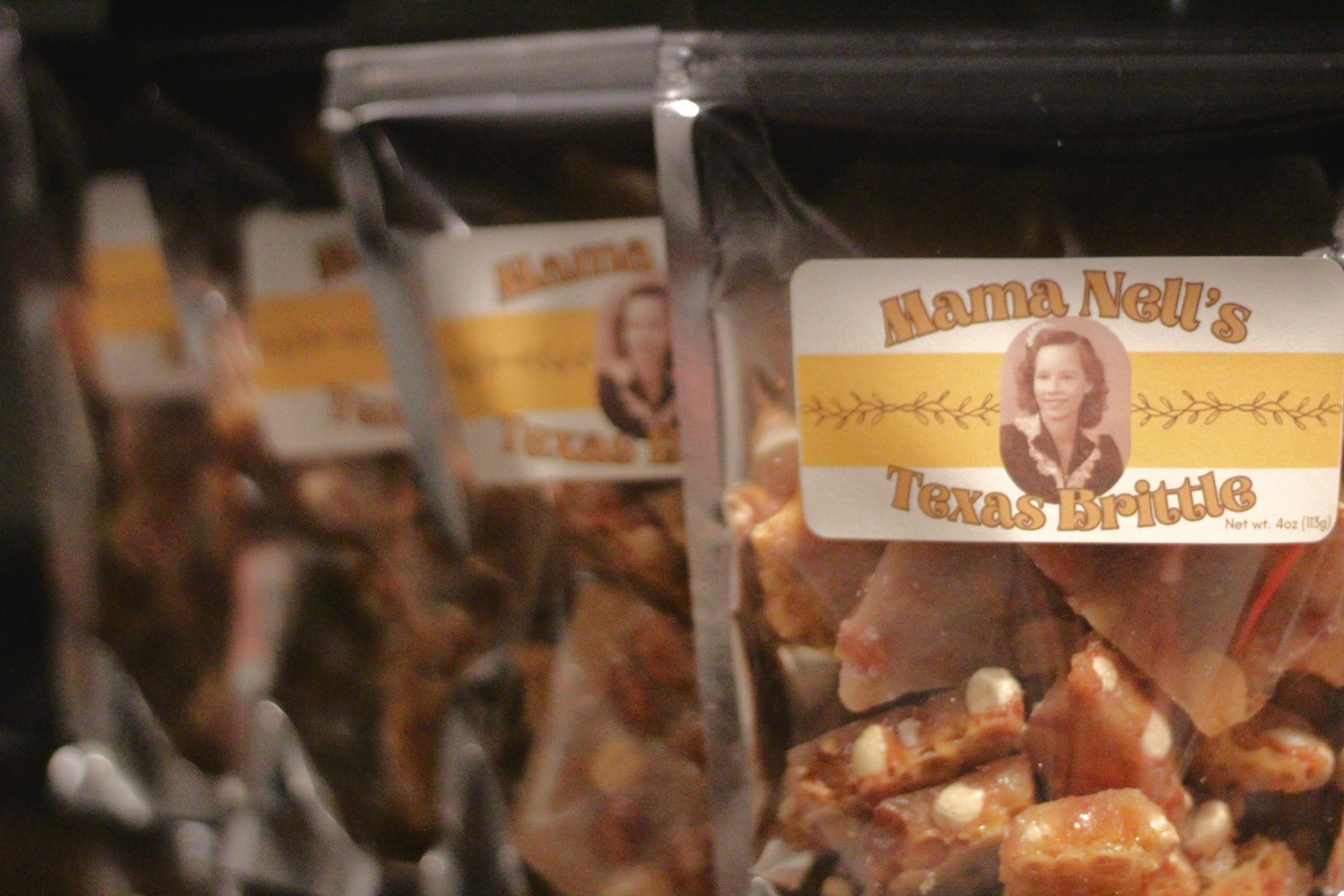 Peanut Brittle (8 oz)